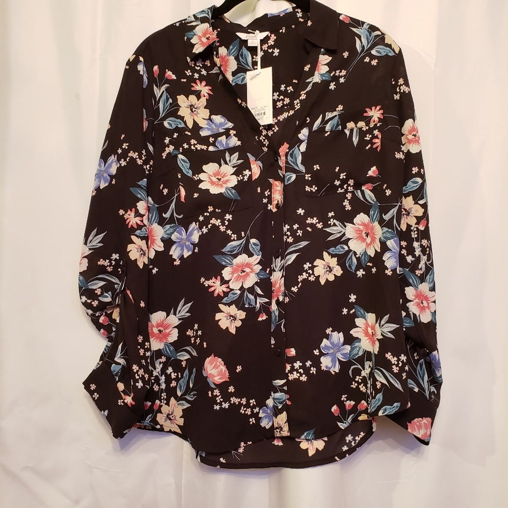 😍Candie Floral Silk Button Blouse 😍